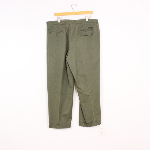 IZOD Pleated Green Cuffed Straight Leg Chinos - Picture 3 of 4